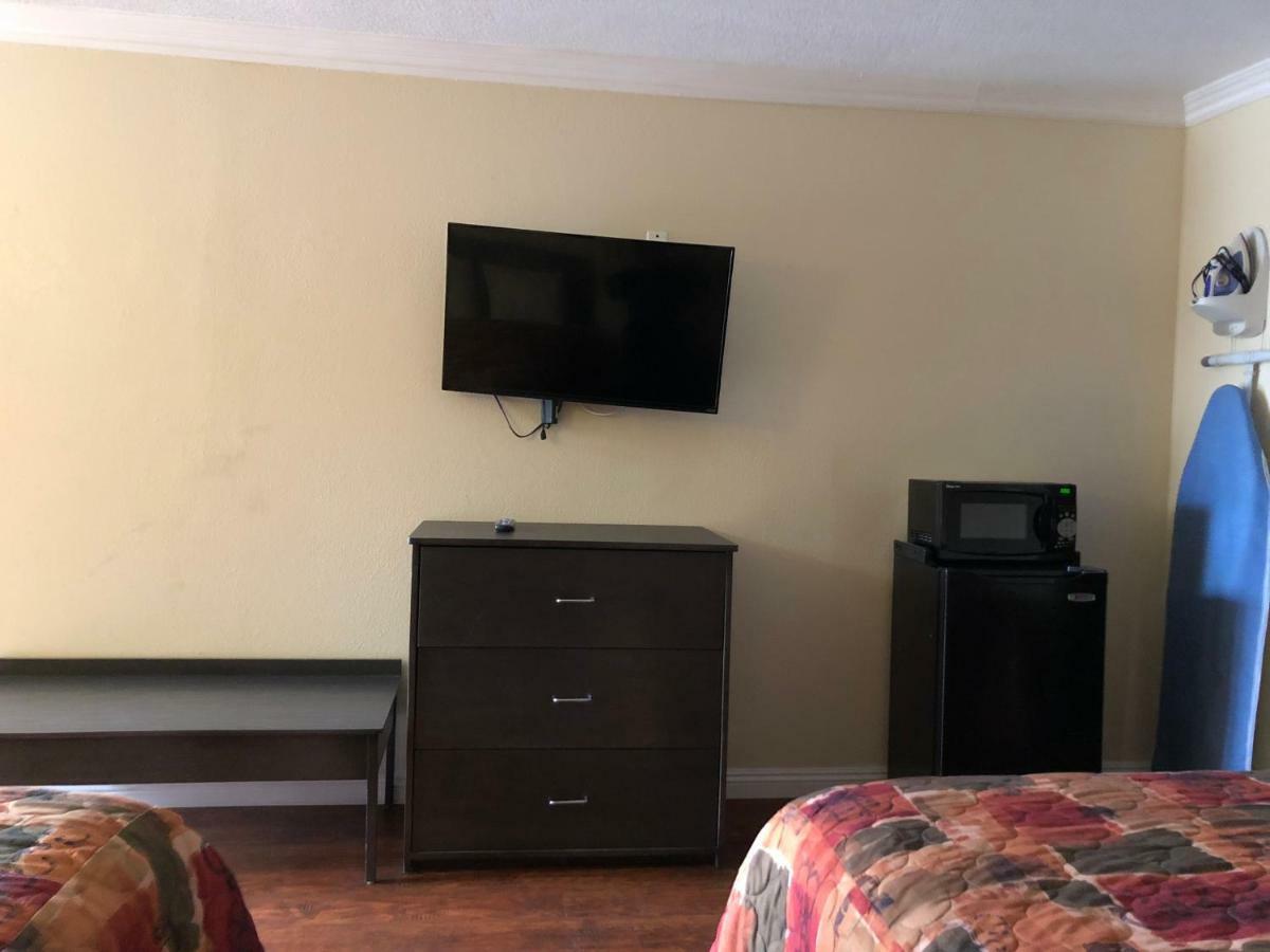 Travelers Inn LAX/Lawndale Bagian luar foto